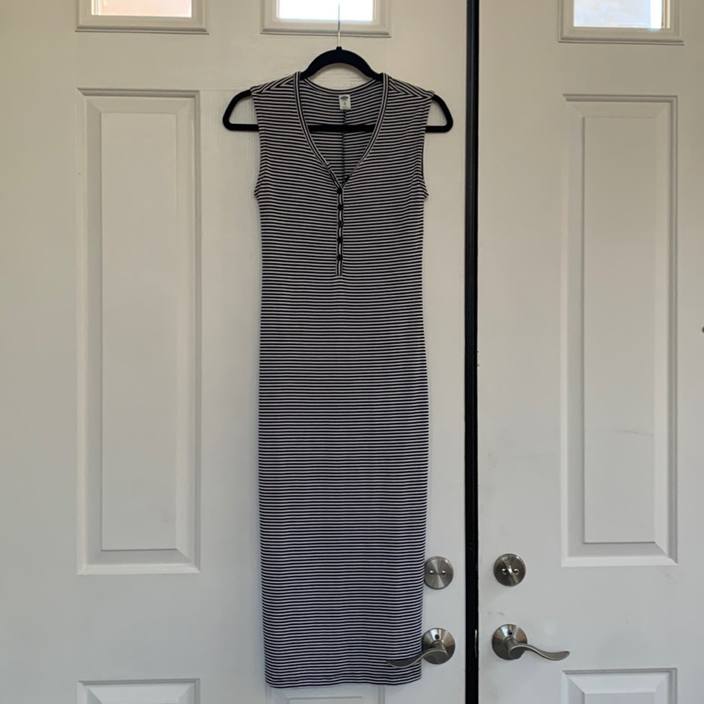 Old Navy dress